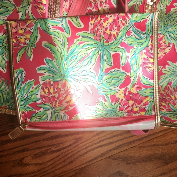 Lilly Pulitzer Tote Bag Sequin Handle Orchard Pink Spike the Punch Pineapples - Picture 12 of 12